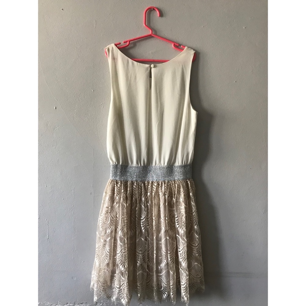 UO Fit & Flare mixed media lace dress - Picture 2 of 6